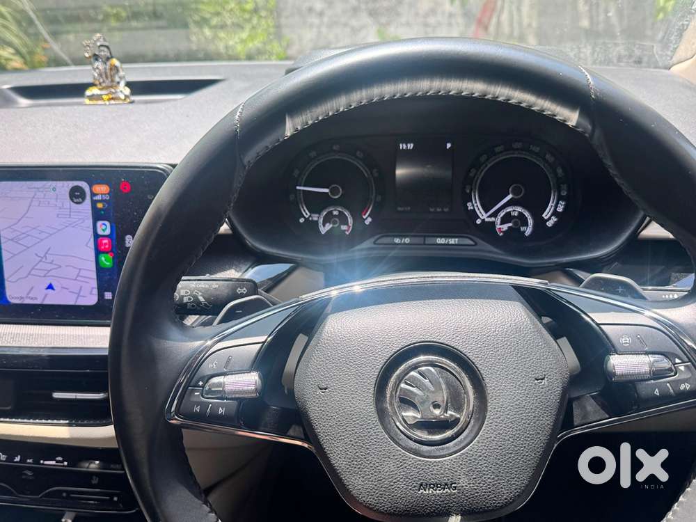 Skoda Slavia Ambition Petrol 2025