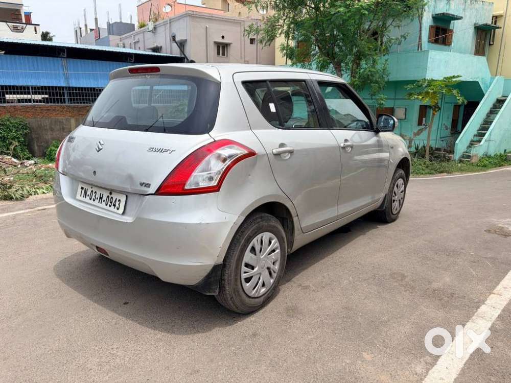 Maruti Suzuki Swift Vxi, 2011, Petrol