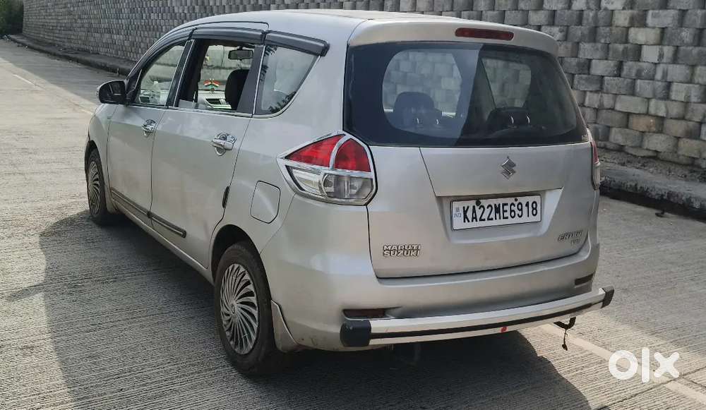 Ertiga Vdi 2013 Dec/ Wagonr Vxi 2015