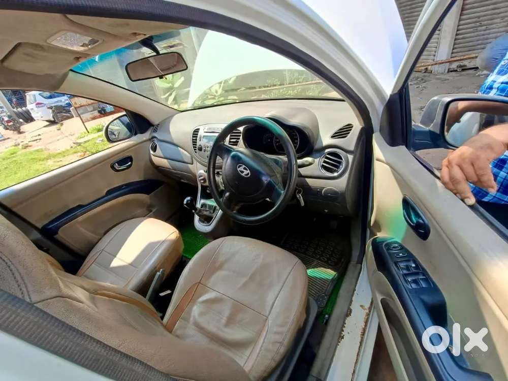 Hyundai I10 Sportz 2011