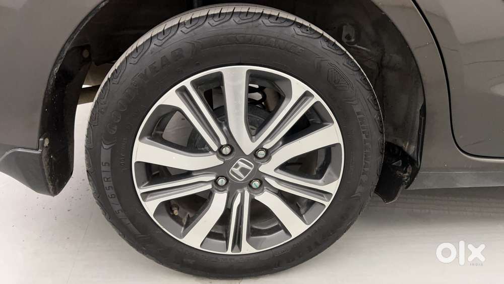 Honda Amaze Vx 1.2 Petrol Cvt, 2022, Petrol