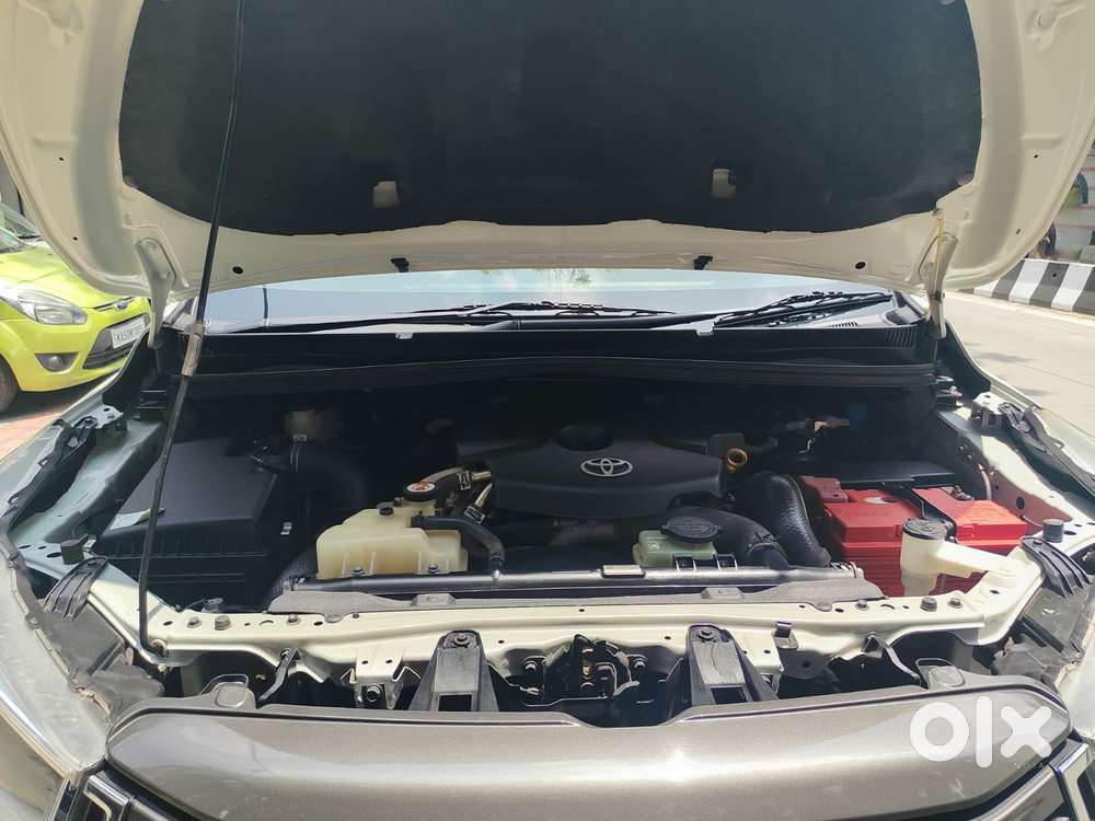 Toyota Innova Crysta 2.4 V 8 Str, 2022, Diesel