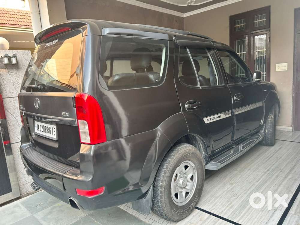 Tata Safari Storme 2016 Km Driven