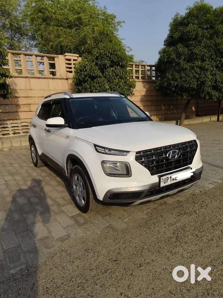 Hyundai Venue 2021 Cng & Hybrids 56000 Km Driven