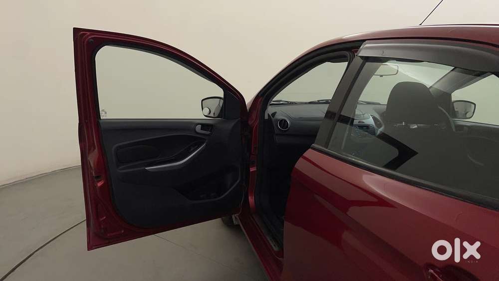 Ford Figo 1.2p Trend Mt, 2016, Petrol