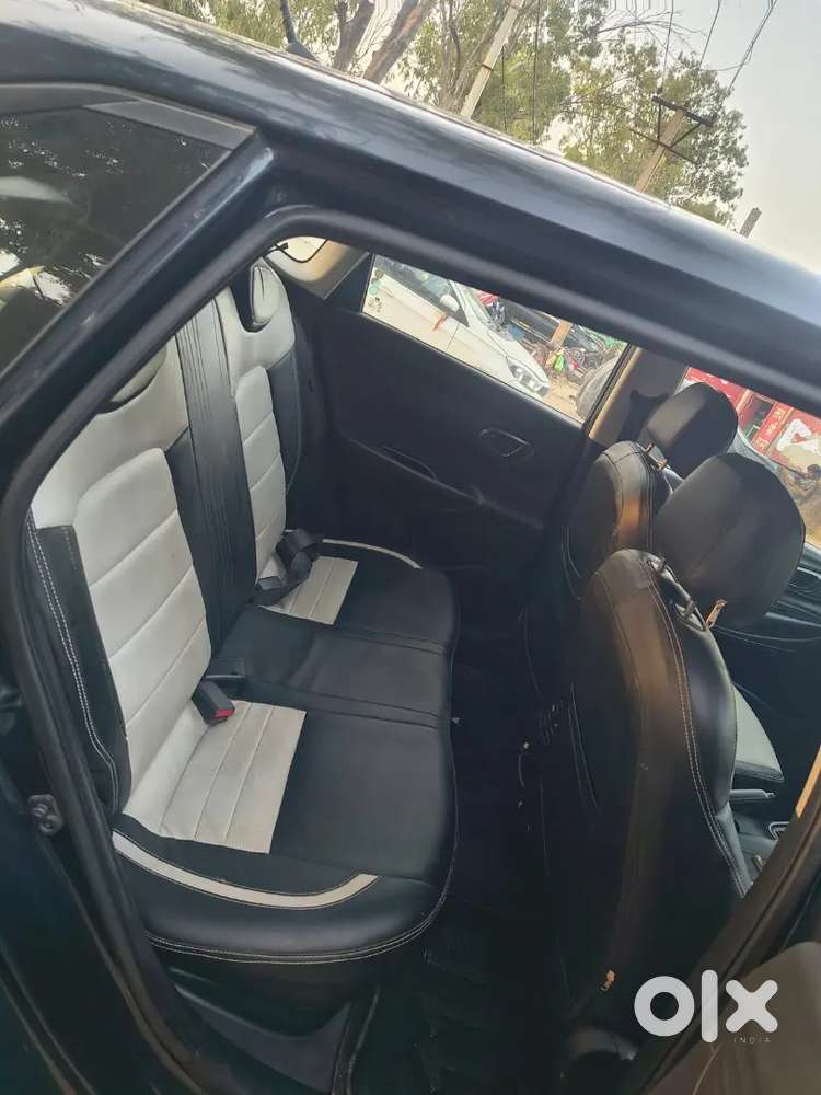 Well Maintained 2022 Hyundai I20 Magna (petrol Mt)  Only 25k Km Drive