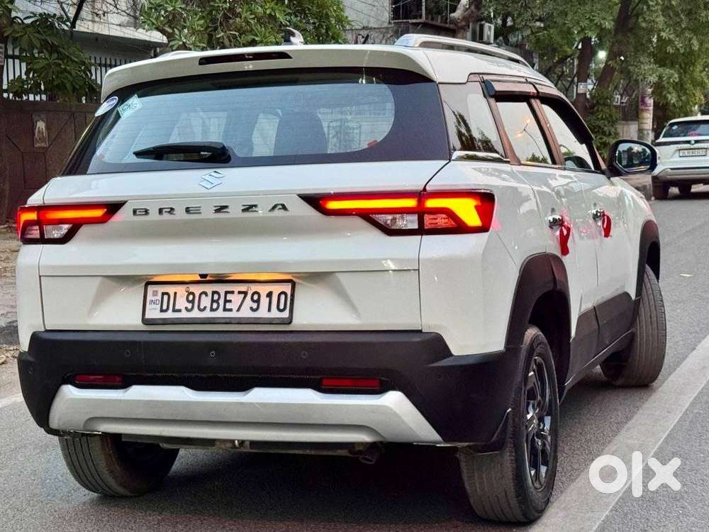 Maruti Suzuki Brezza 1.5 Zxi Cng, 2024, Cng & Hybrids