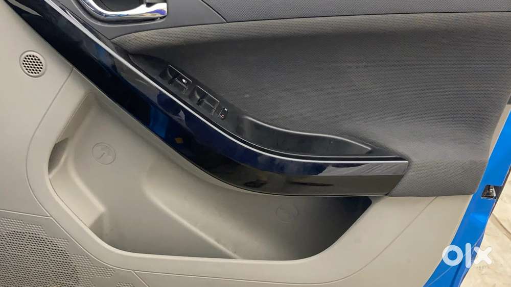 Tata Nexon 1.2 Revotron Xz Plus, 2019, Petrol