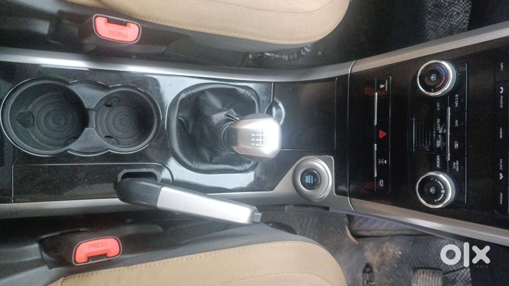 Mahindra Xuv500 W7, 2018, Diesel