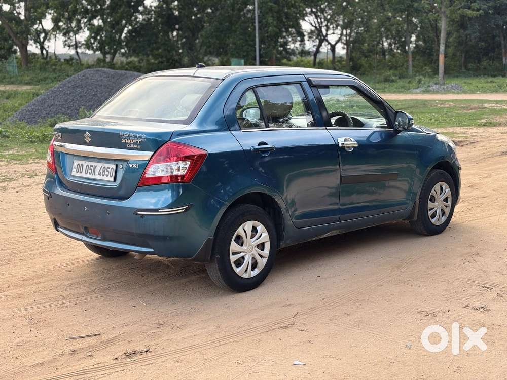 Maruti Suzuki Swift Dzire Vxi Optional, 2014, Petrol