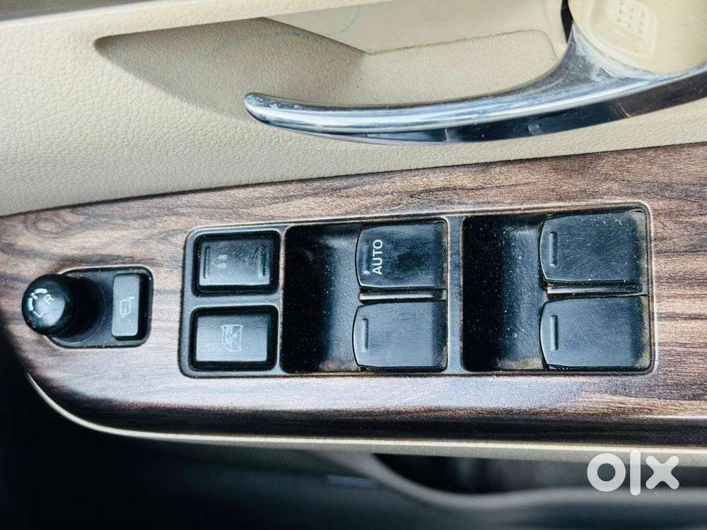 Maruti Suzuki Ertiga Vxi At Petrol, 2021, Cng & Hybrids