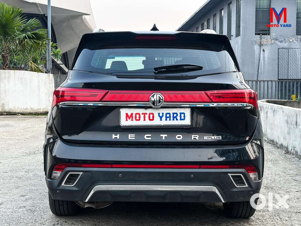 Mg Hector Plus Sharp Pro 1.5 Turbo Petrol Cvt 7 Str, 2025, Petrol