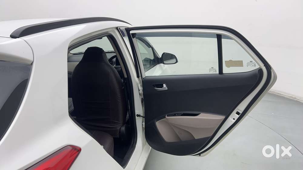 Hyundai Grand I10 [2017-2020] 1.2 Kappa Vtvt Sportz At, 2018, Petrol