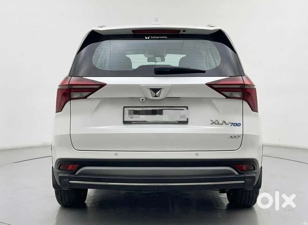 Mahindra Xuv700 2.0 Ax 7 Petrol At Str, 2025, Petrol