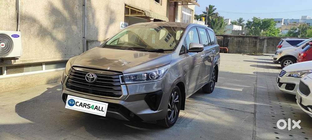 Toyota Innova Crysta 2.8z Automatic, 2016, Diesel