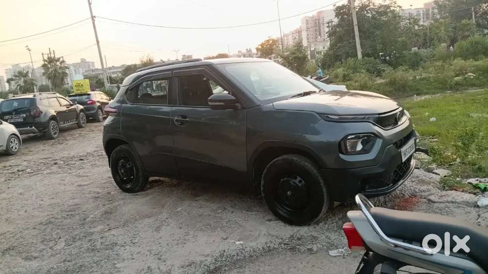 Tata Punch 1.2 Revotron 2025
