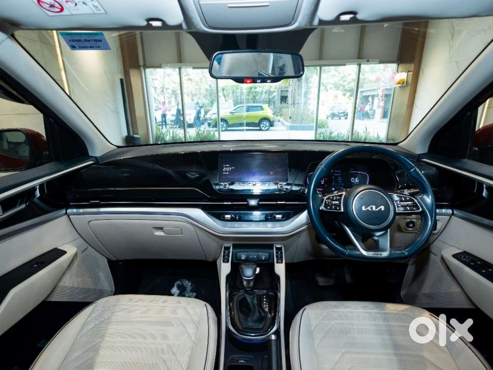 Kia Carens 1.5 Luxury Plus Diesel 6 Str, 2022, Diesel