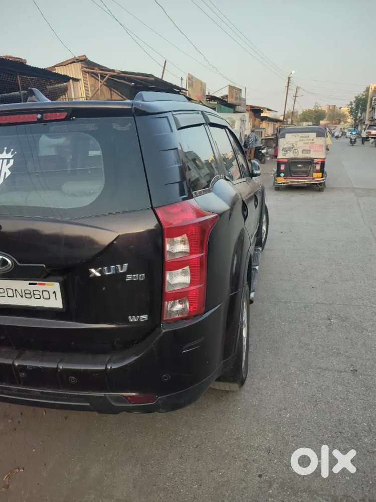 Mahindra Xuv500 2024 Diesel Well Maintained