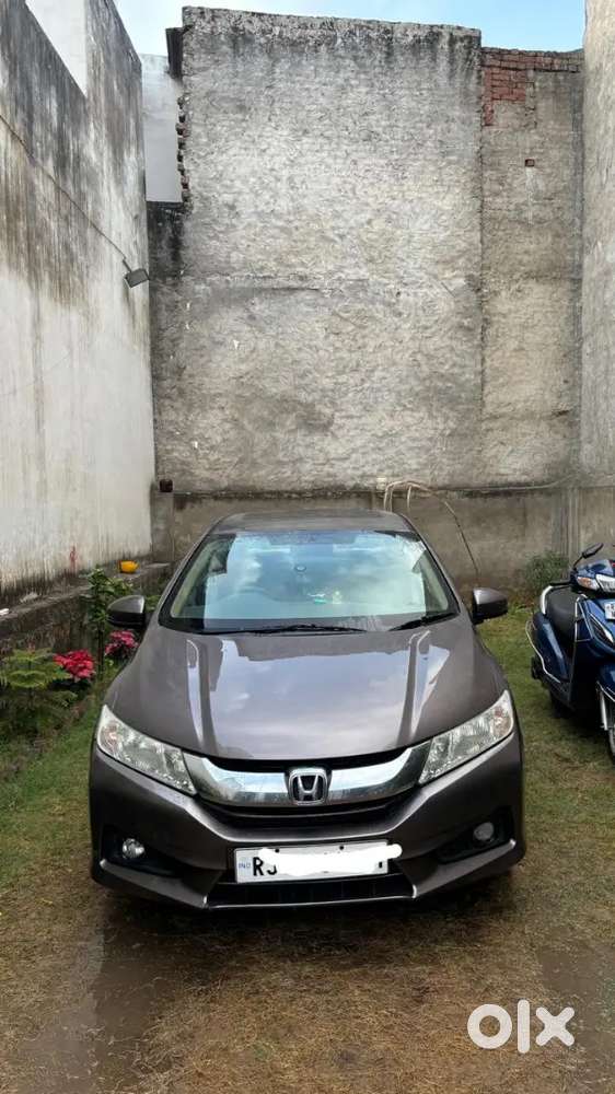 Honda City Vx 2014 Top Model With Sunroof