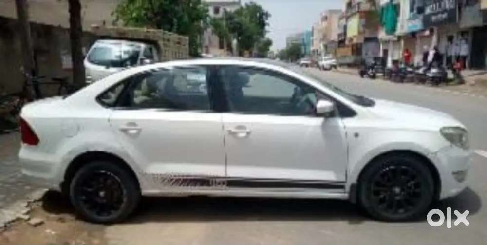 Skoda Rapid Tsi Active 2016 First' Owner Single Hand Jaipur Number