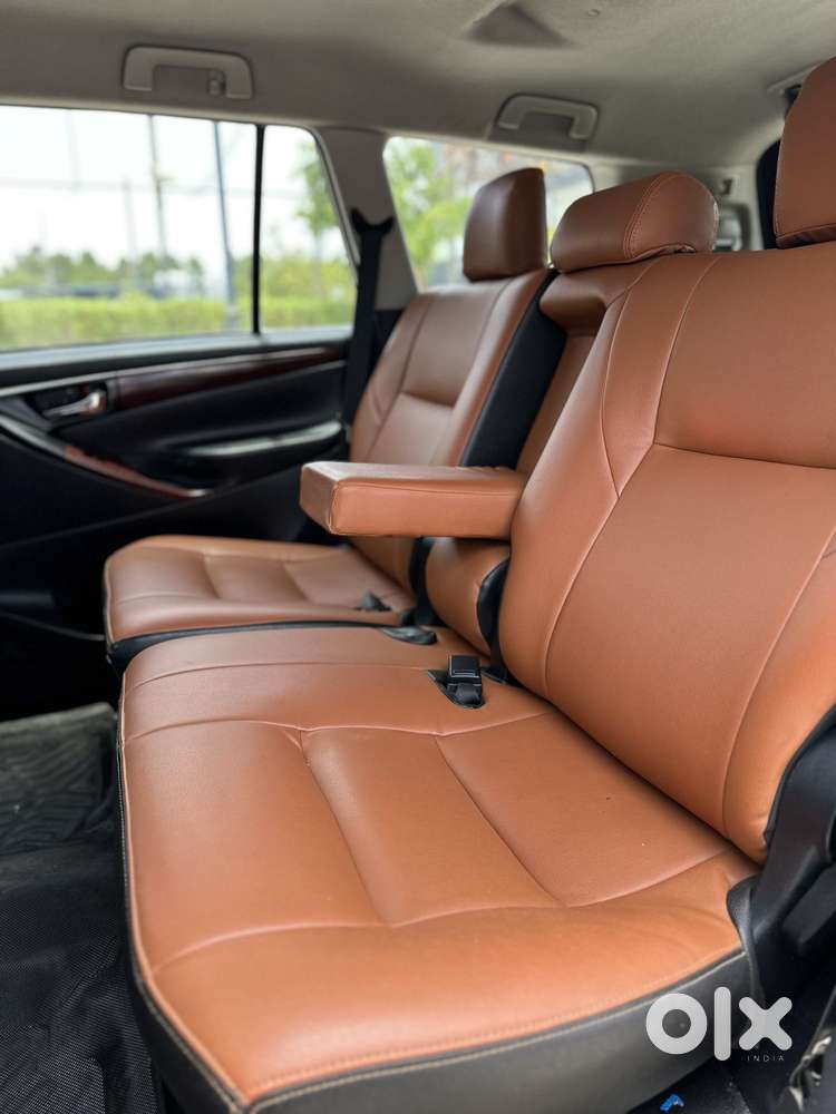 Toyota Innova Crysta 2.8 Gx At 8 Seater, 2019, Diesel