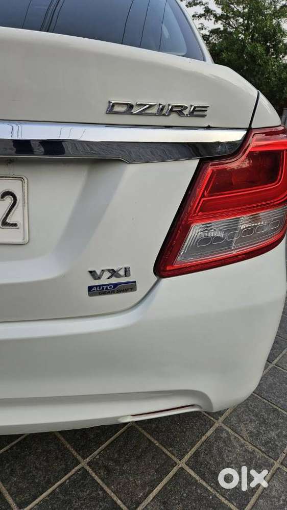 Maruti Suzuki Swift Dzire Vxi(o) Amt, 2018, Petrol