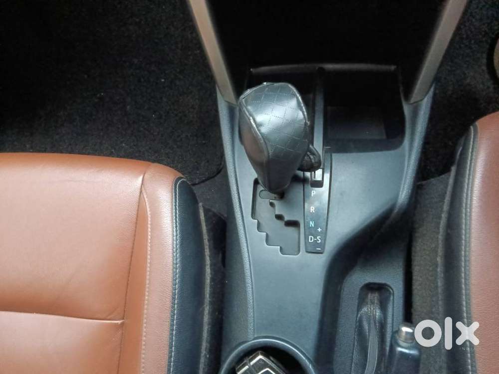 Toyota Innova Crysta 2.8 Z, 2016, Diesel