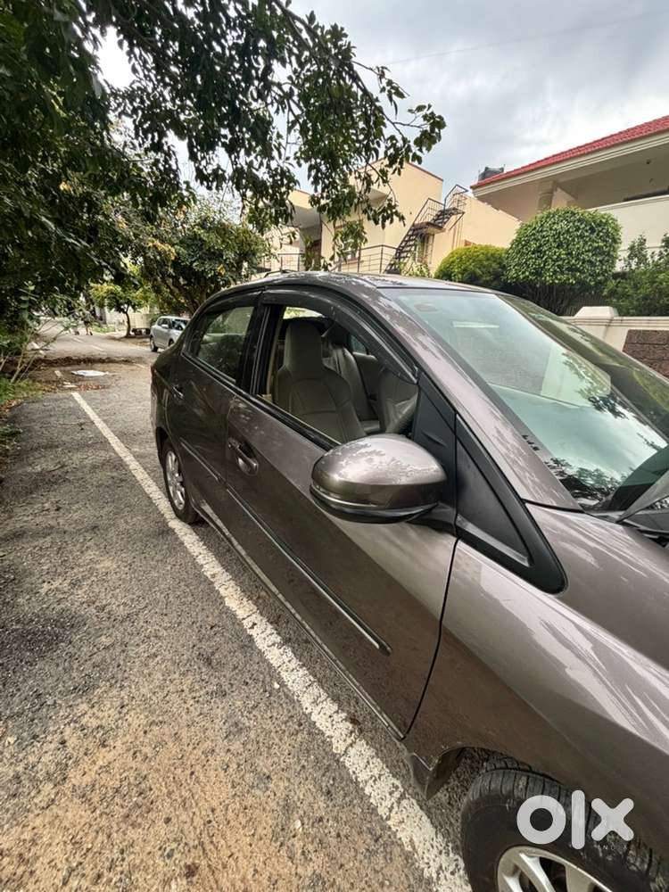 Honda Amaze Petrol 2016 Variant