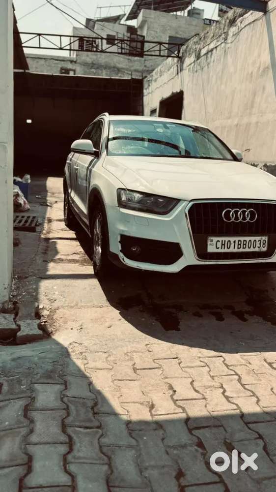 Audi Q3 2015 Diesel 120000 Km Driven
