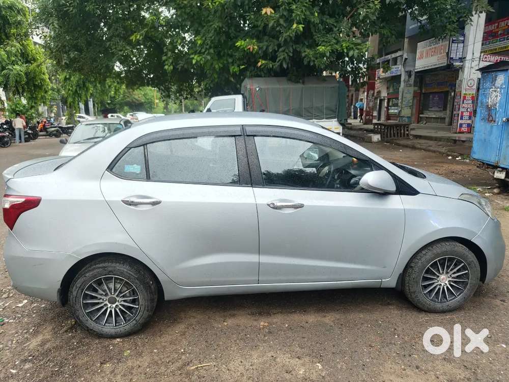Hyundai Xcent 2019(december)  Petrol