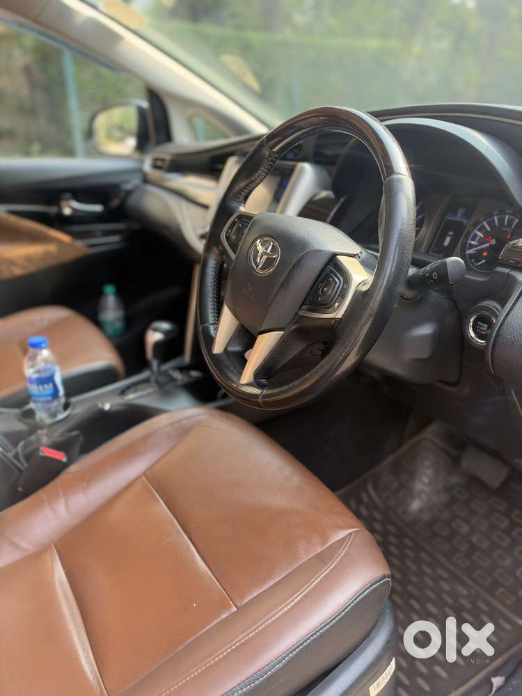 Toyota Innova Crysta 2.7 Zx At, 2017, Petrol
