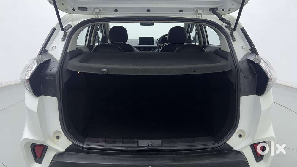 Tata Nexon 1.2 Revotron Xm (s), 2022, Petrol