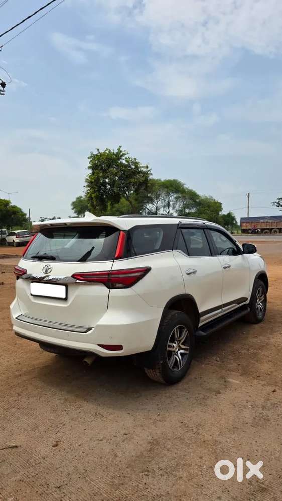 Toyota Fortuner 4x2 At, 2023, Diesel