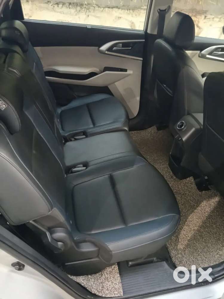 Kia Carens Premium Optional 2025