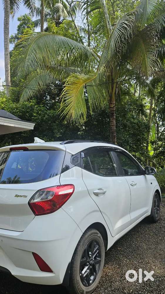 Hyundai Grand I10 Nios - Automatic