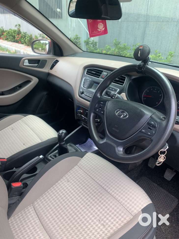 Hyundai I20 Sportz 1.2 Bs-iv, 2018, Cng & Hybrids
