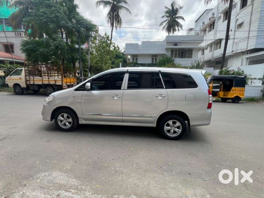 Toyota Innova 2.5 G (diesel) 7 Seater, 2012, Diesel