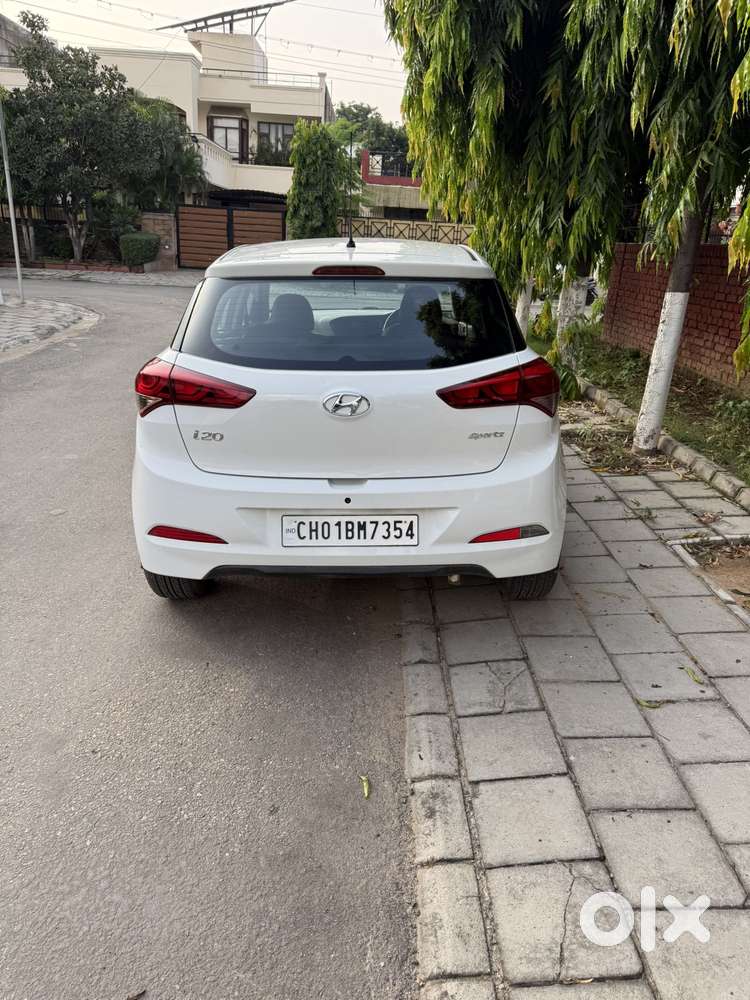 Hyundai I20 Sportz 1.2 Bs-iv, 2017, Petrol