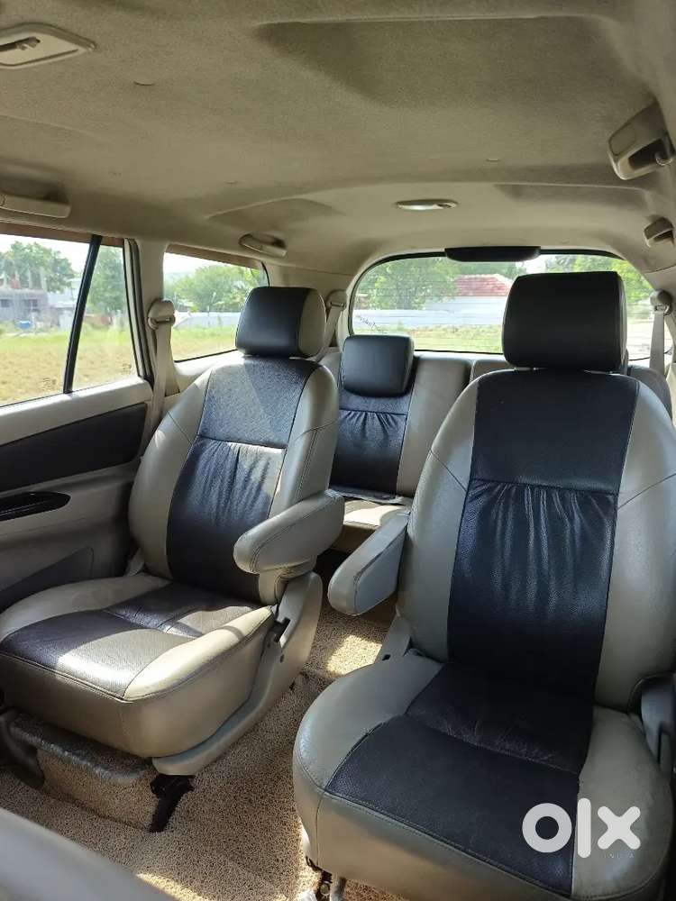 Toyota Innova 2015 Diesel 151000 Km Driven