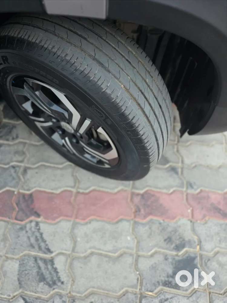 Maruti Suzuki Vitara Brezza 1.5 Lxi, 2024, Petrol