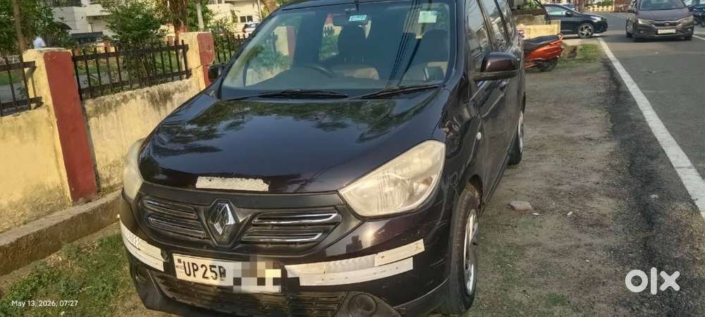 Renault Lodgy 8 Seater Diesel Manual. 2015. 89000km. 1st Owner.