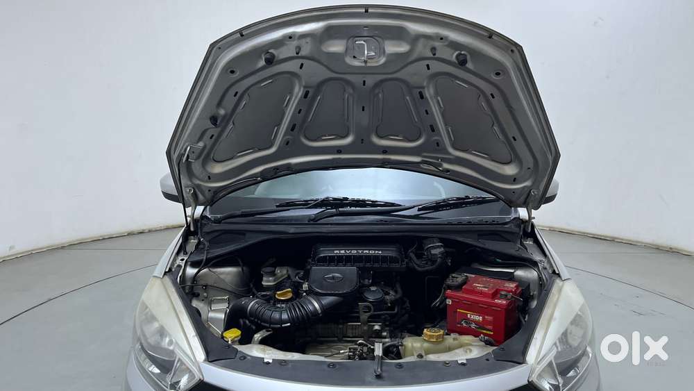 Tata Tiago 1.2 Revotron Xt, 2017, Petrol