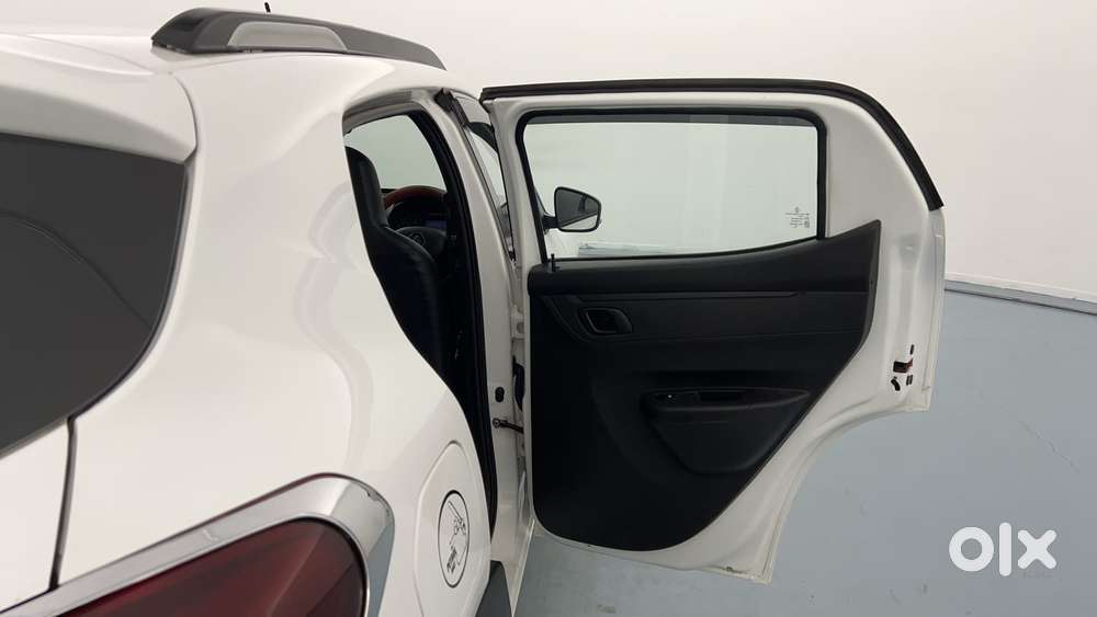 Renault Kwid Rxt 1.0, 2023, Petrol