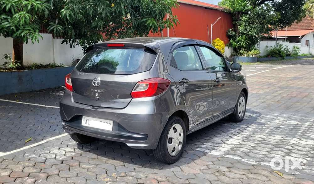 Tata Tiago 1.2 Revotron Xt Option, 2020, Petrol