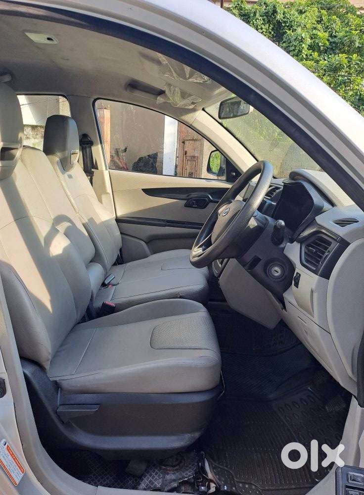 Mahindra Kuv 100 Mfalcon G80 K2, 2017, Petrol