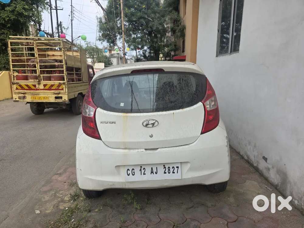 Hyundai Eon Sportz 2013 Car