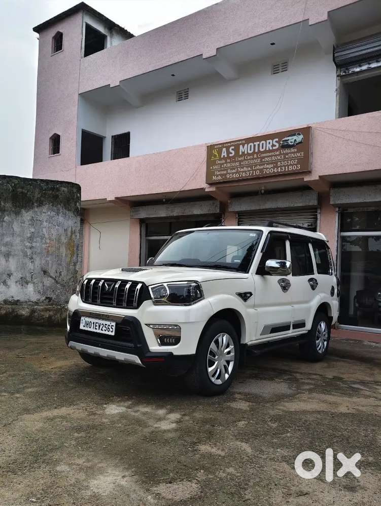 Mahindra Scorpio Classic 2022( October )diesel Manual Year 9 Seater