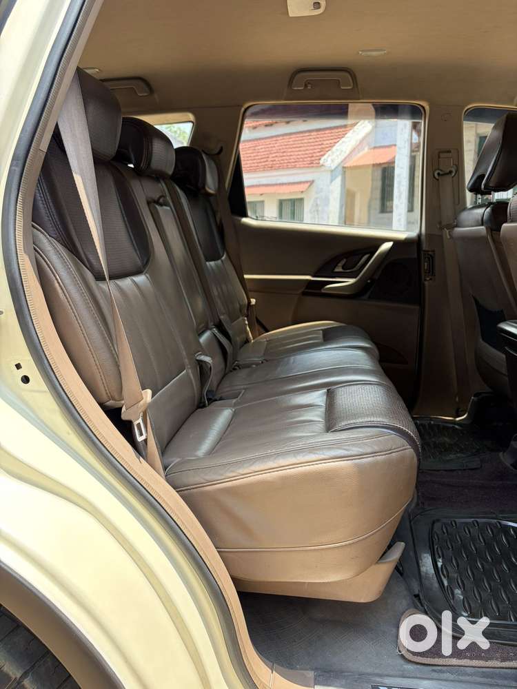 Mahindra Xuv500 W8, 2015, Diesel