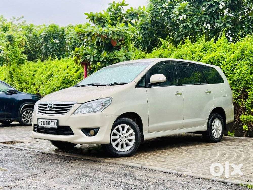 Toyota Innova 2.5 Z Diesel 7 Seater, 2013, Diesel