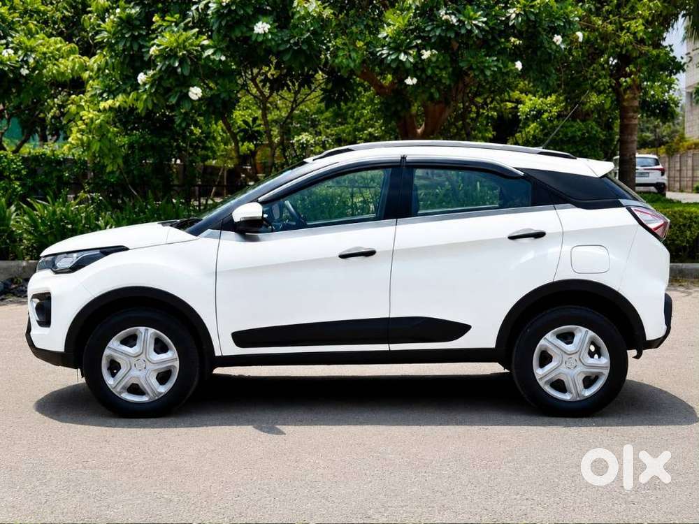 Tata Nexon 1.5 Revotorq Xma Amt (s), 2022, Diesel